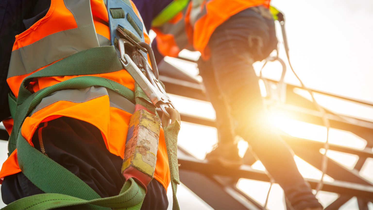 7 Roofing Tips to Help Keep Your Employees Safe - Build Magazine